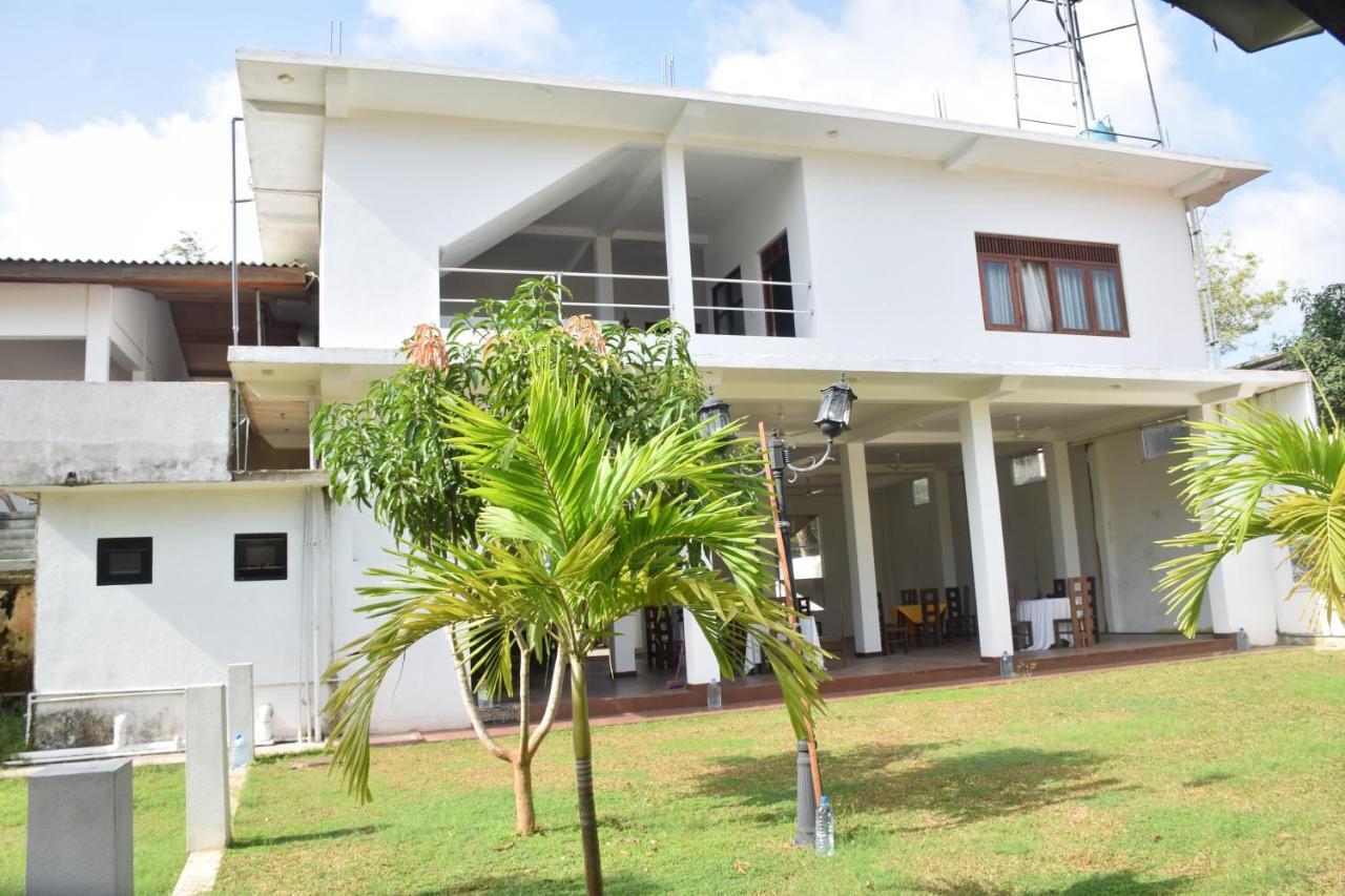 Mira Whales Resort มิริสซา ภายนอก รูปภาพ
