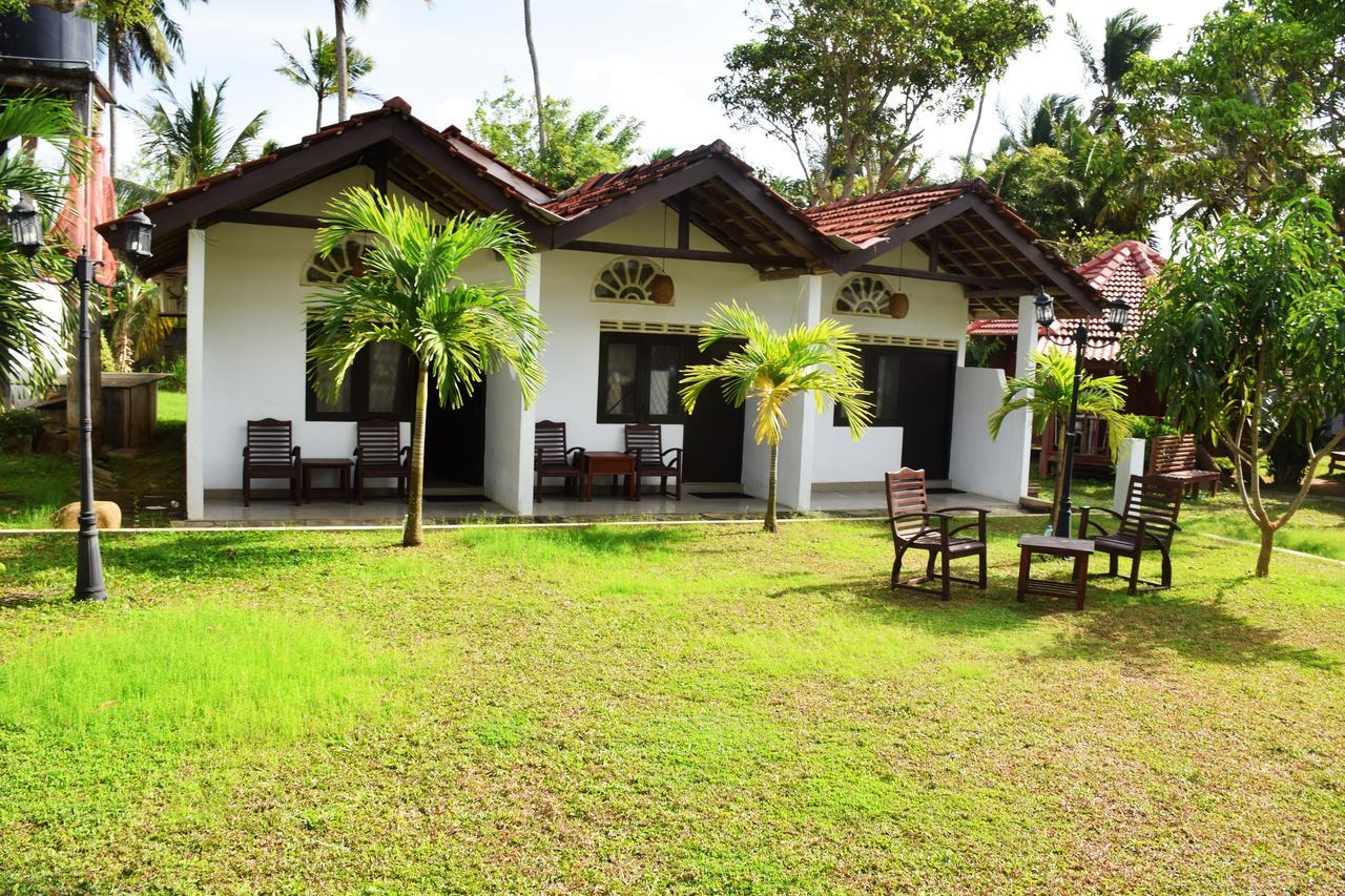 Mira Whales Resort มิริสซา ภายนอก รูปภาพ